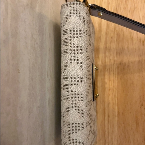 Michael Kors Monogrammed Pattern Gold-Tone Plate Women's Wristlet - Picture 5 of 14